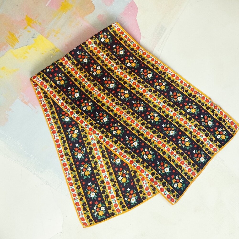Glentex Vintage 70s Orange Brown Cottage Floral Acetate Rectangular Scarf